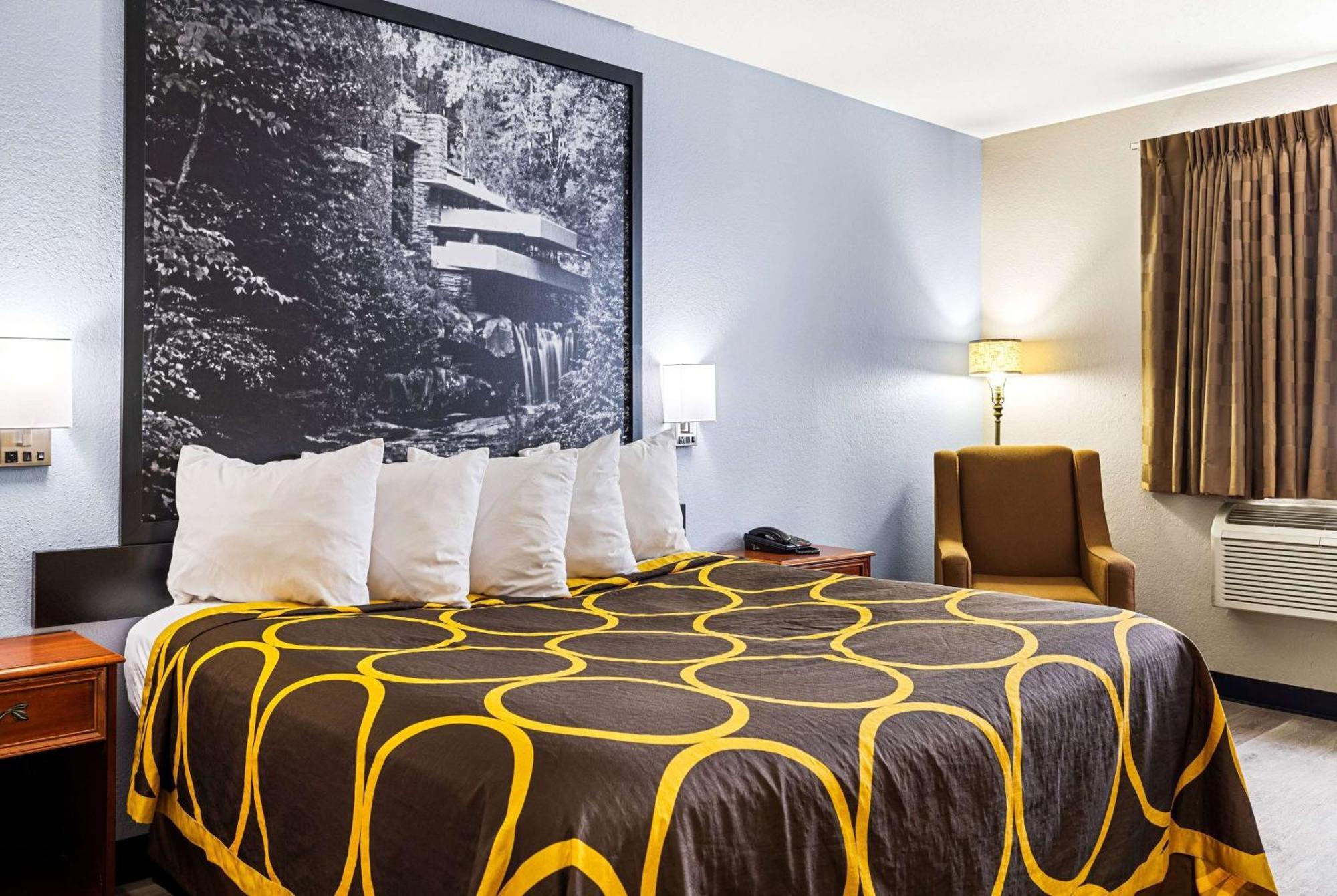 ซูเปอร์ 8 บาย วินด์แฮม พิตส์เบิร์ก/มอนโรวิลล์ Hotel ภายนอก รูปภาพ